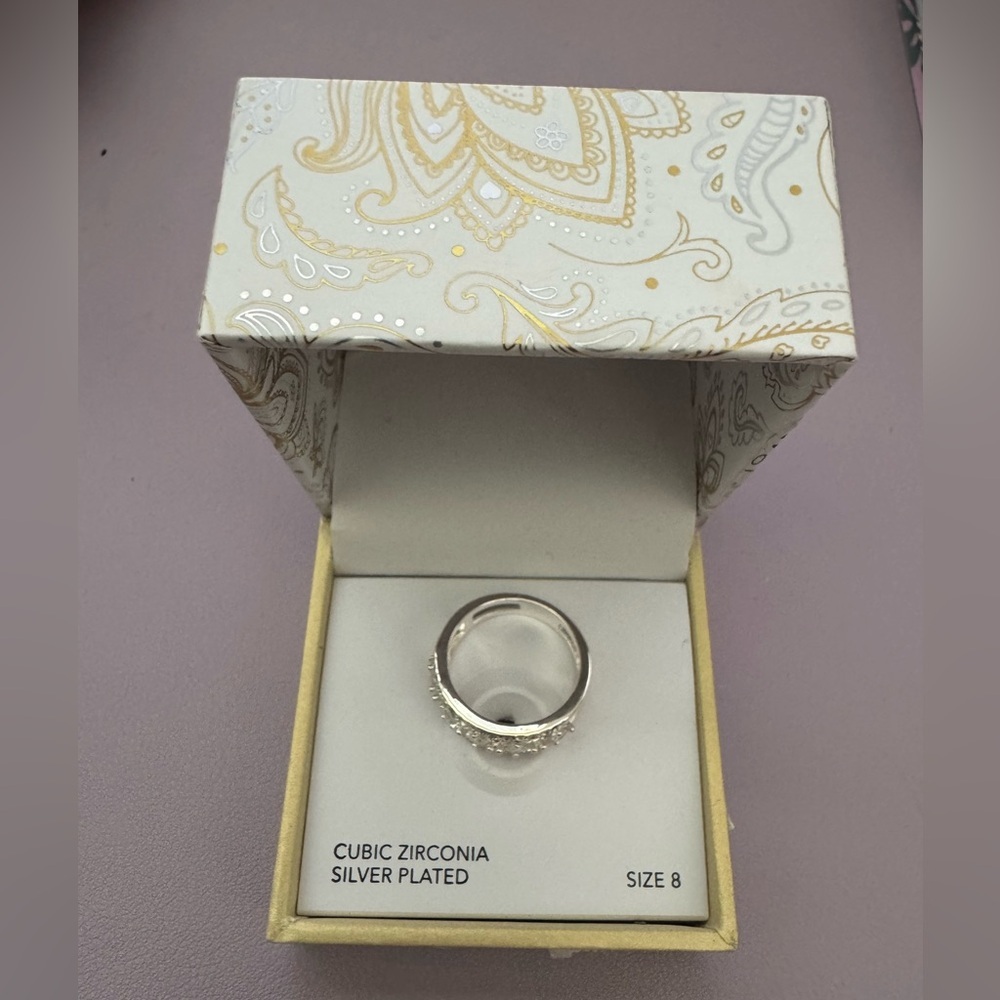 Charter Club Silver Plated Cubic Zirconia Ring size 8 - Picture 2 of 5